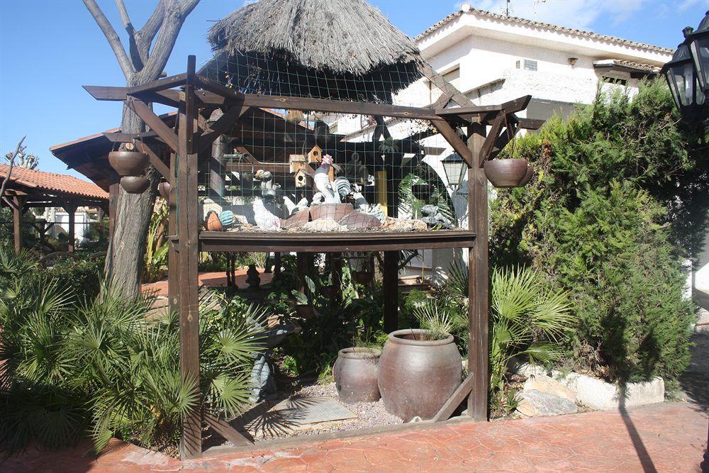 Hotel La Carreta 치바 외부 사진