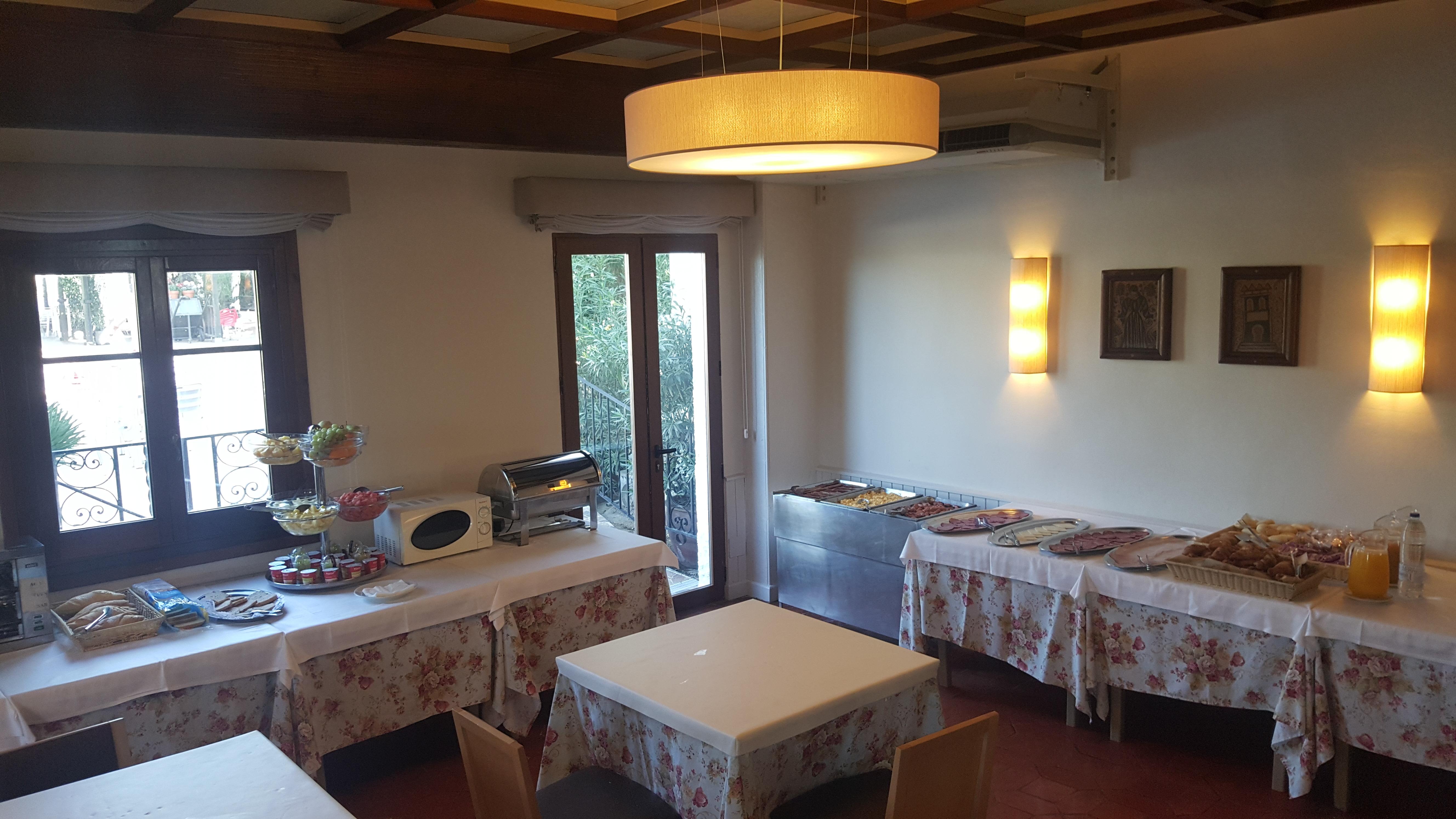 Hotel La Carreta 치바 외부 사진