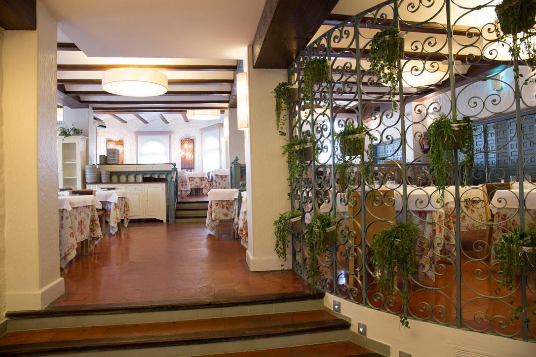Hotel La Carreta 치바 외부 사진