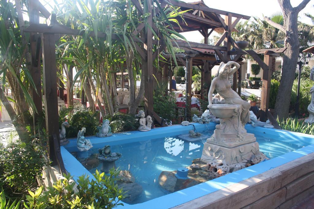 Hotel La Carreta 치바 외부 사진